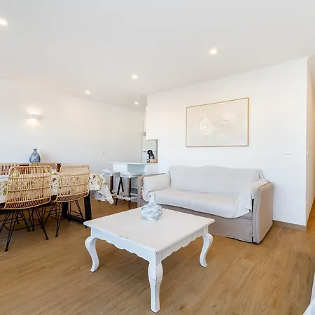Renovated 2br In With Pool & Garage By Soulplaces *