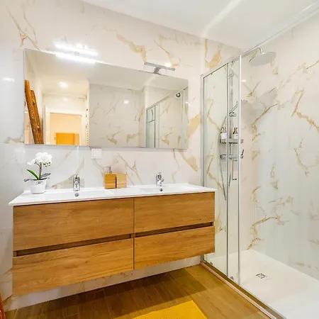 Renovated 2br In With Pool & Garage By Soulplaces