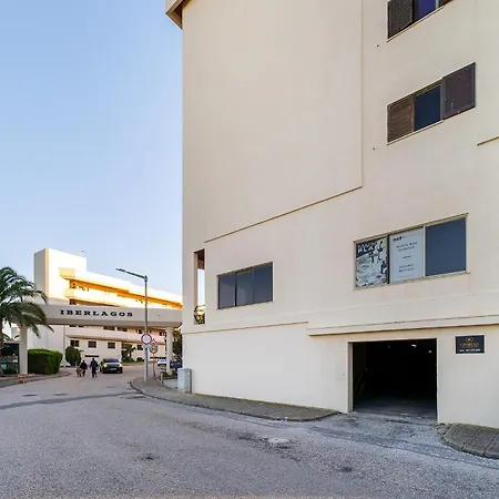 Apartmán Renovated 2br In With Pool & Garage By Soulplaces